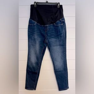 Maternity Skinny Jean 12/31R
